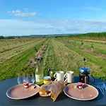 La Tiny House De L'ouchette مزرعة للإقامة *